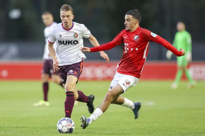 板抢夺给对 板抢夺给对