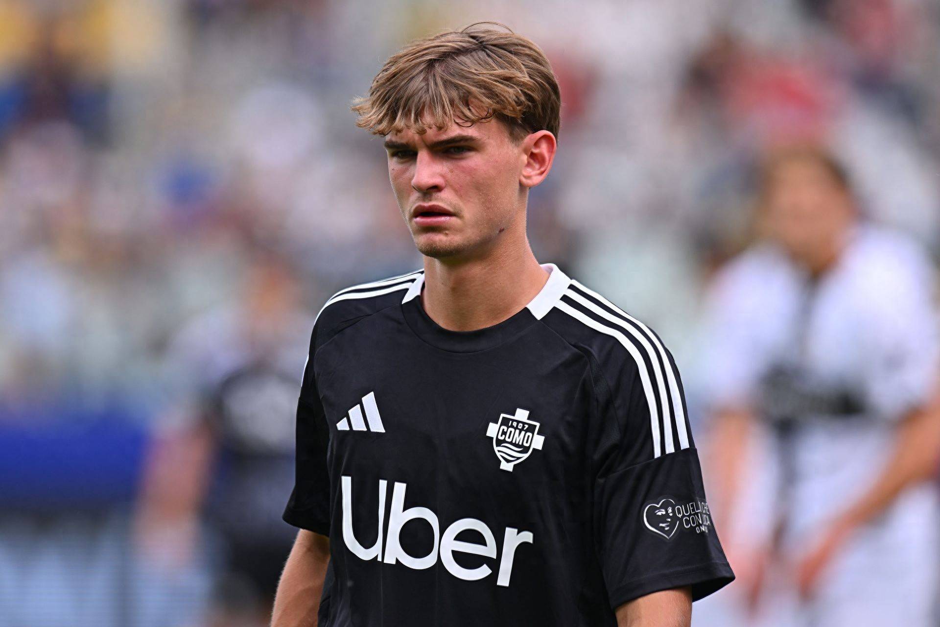 配备足够的 配备足够的