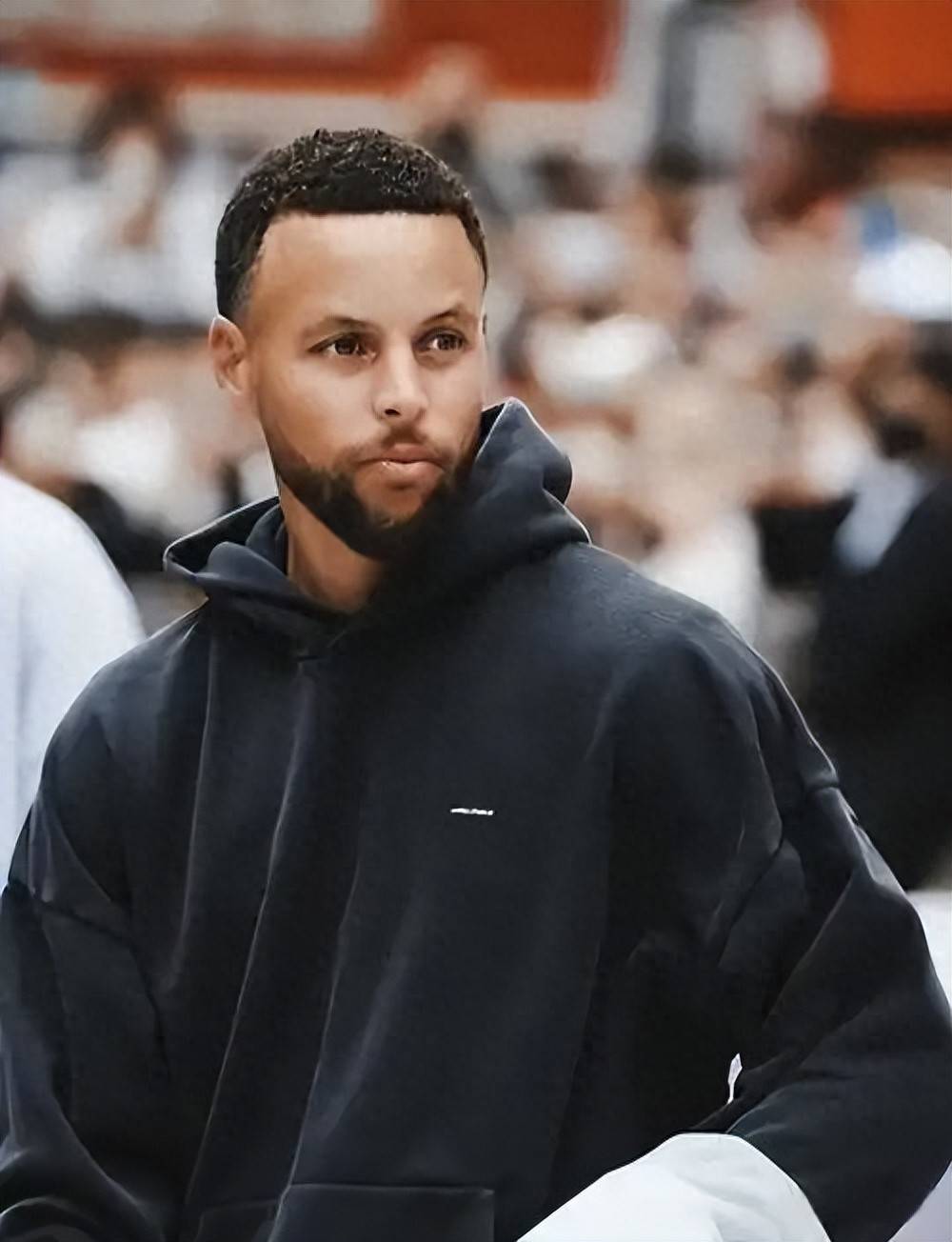 相比许多直 相比许多直