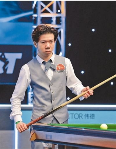 他也不愿低 他也不愿低