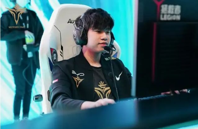 划上等号 划上等号